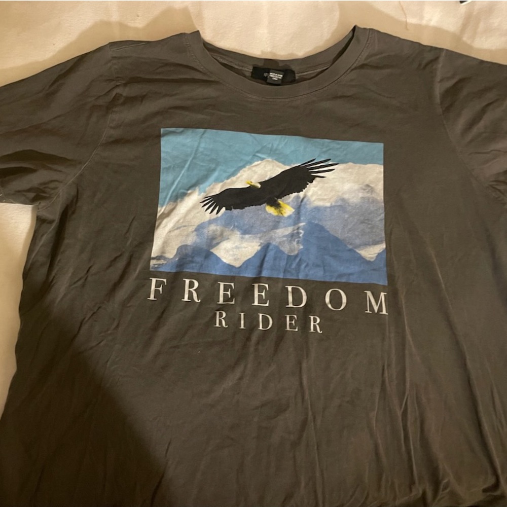 Forever 21 Plus Graphic Tee